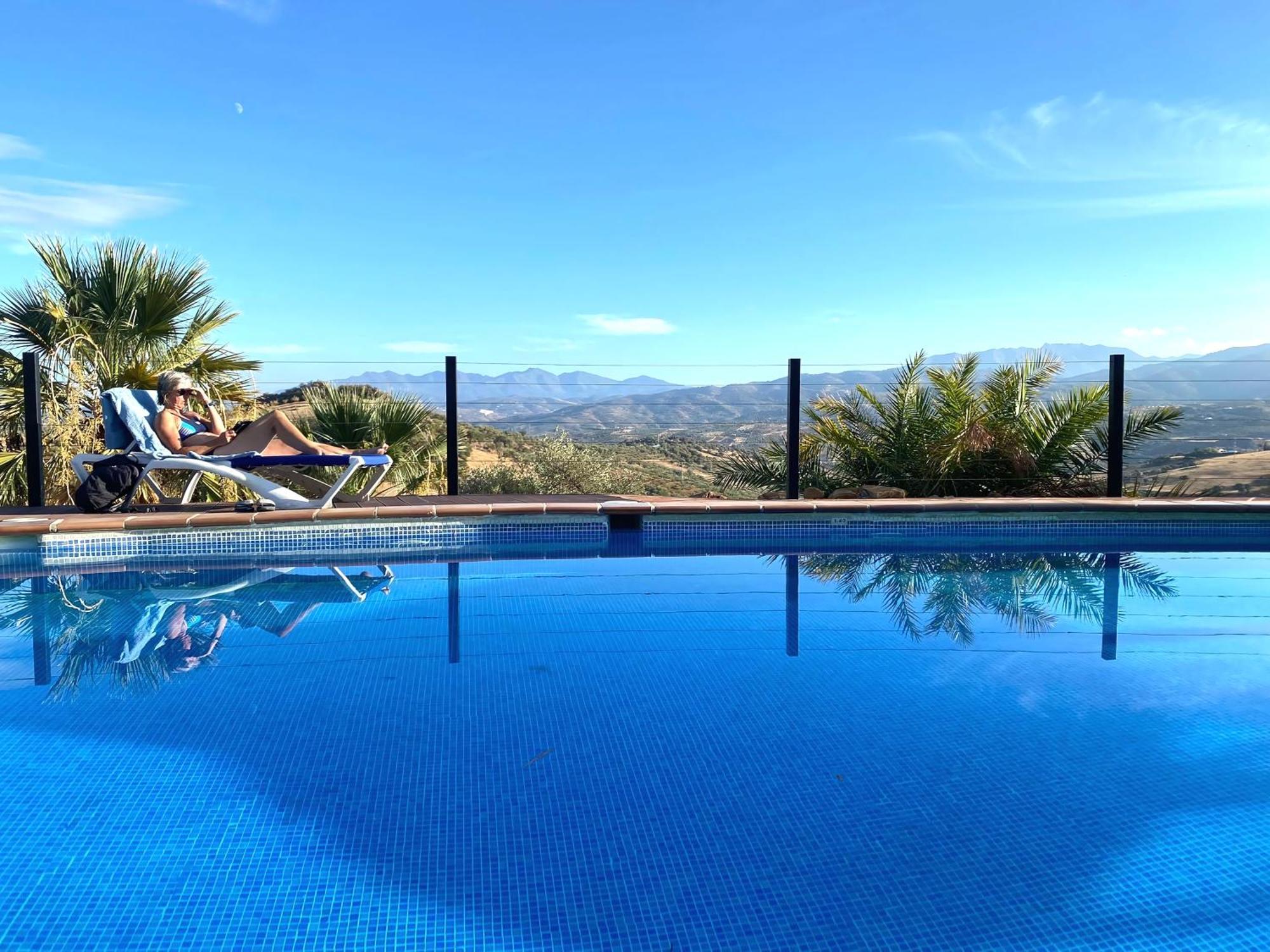 Castle Tower Apartment In Rural Holiday Park 'Bernard' Tolox Εξωτερικό φωτογραφία